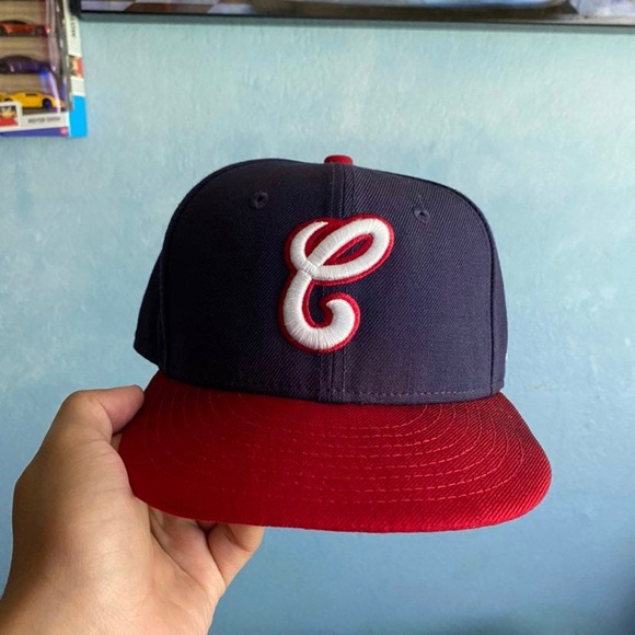 New Era Other - Chicago White Sox vintage 90s cursive C hat